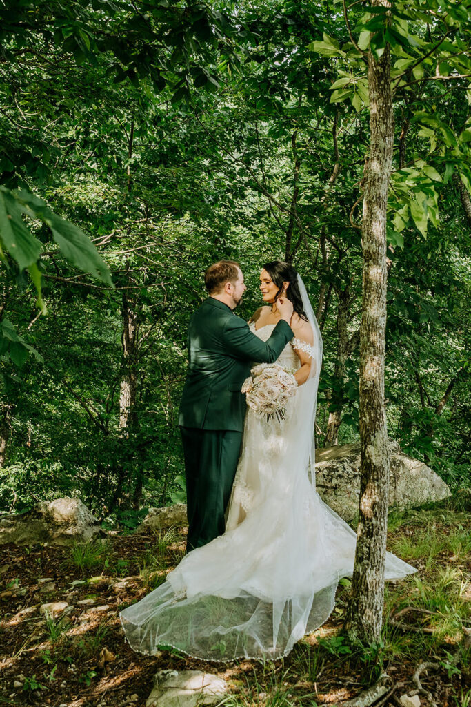 Nature lover couple portraits in the Smoky Mountains
