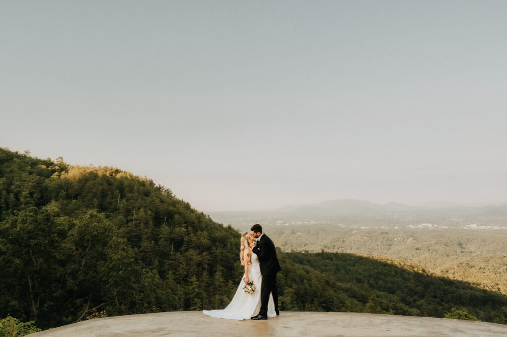 Wide-angle wedding photographer in the Smoky Mountains