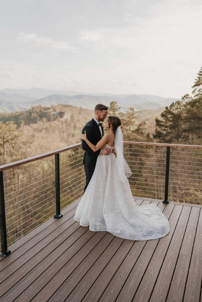 Bride and groom at a Smoky Mountain destination wedding venue in Tennessee